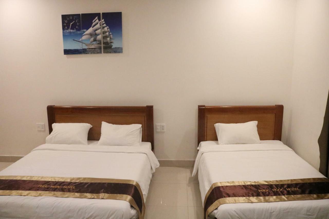 Phuc Ngoc Hotel Da Nang Exterior photo